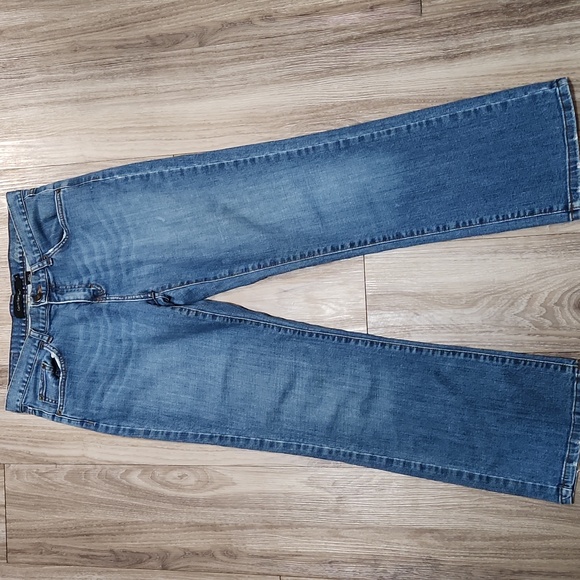 Calvin Klein Jeans Y2K Women's Size 8 Bootcut Distressed Blue Jeans Short 🌟 - Picture 2 of 16